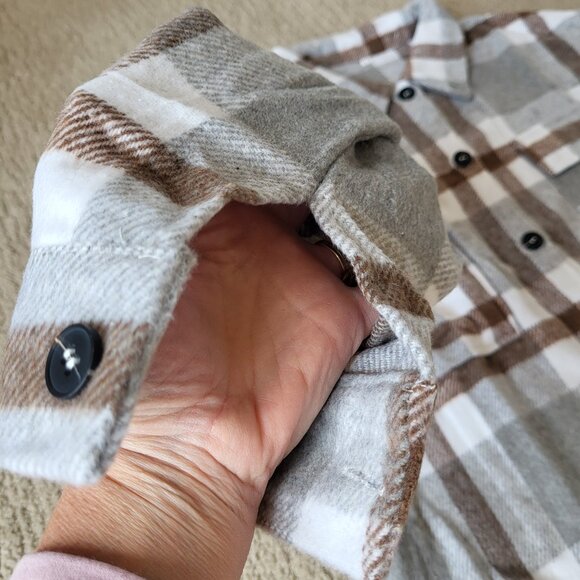 Women’s Flannel Plaid Long Sleeve Shacket – Size L – NWOT - Picture 7 of 8